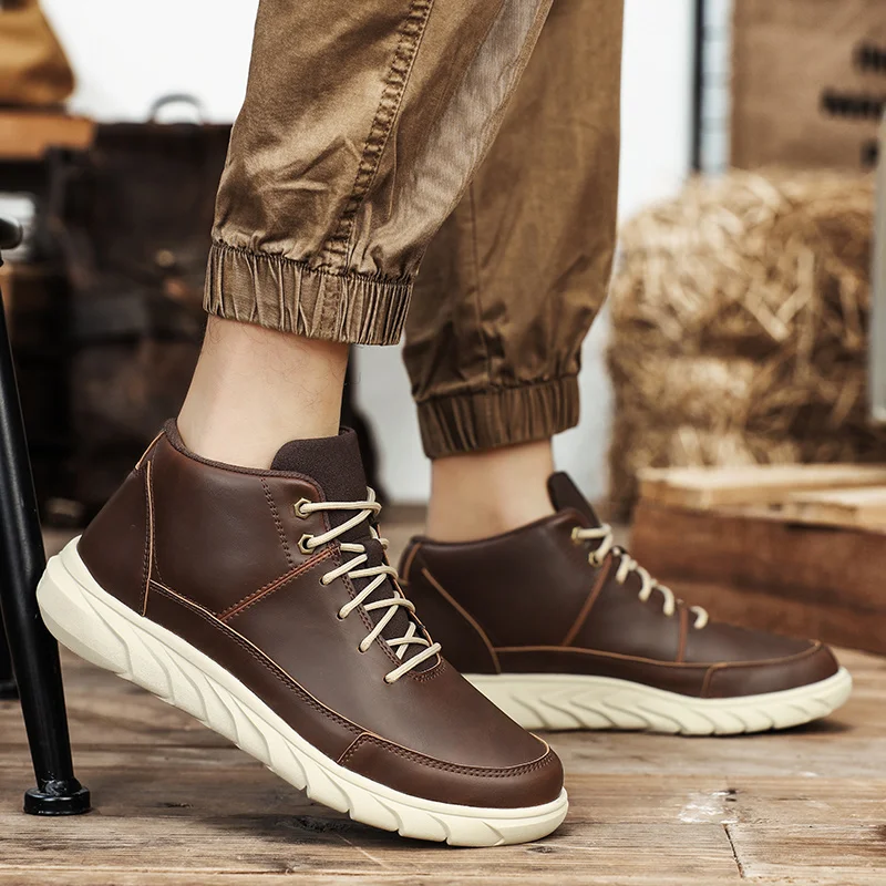 Highland Chukka Sneakers