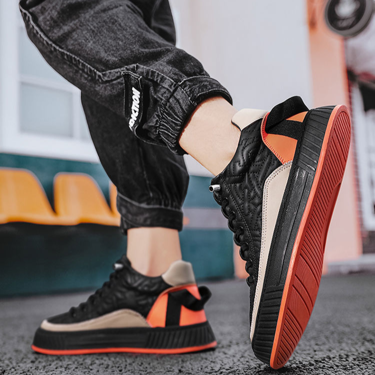 Nova Quilted Sneakers