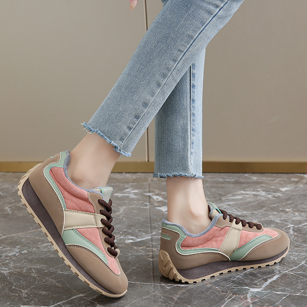 Luna Retro Sneakers